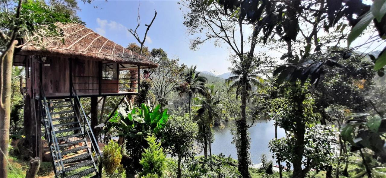 Appartement Noah'S Nest Tree House à Thekkady Extérieur photo