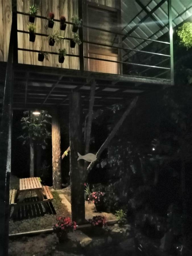 Appartement Noah'S Nest Tree House à Thekkady Extérieur photo